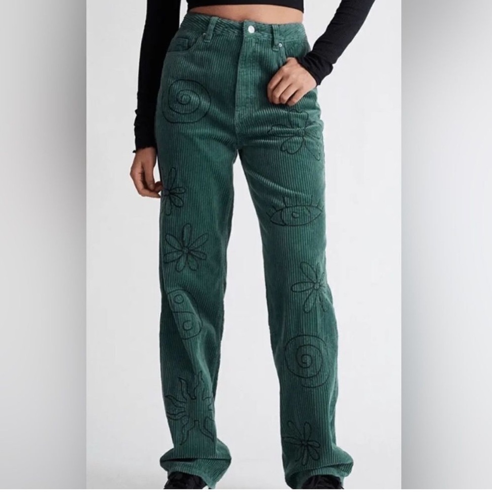 Pacsun Green Corduroy Embroidered Boyfriend Jeans Size 23 - Picture 1 of 14